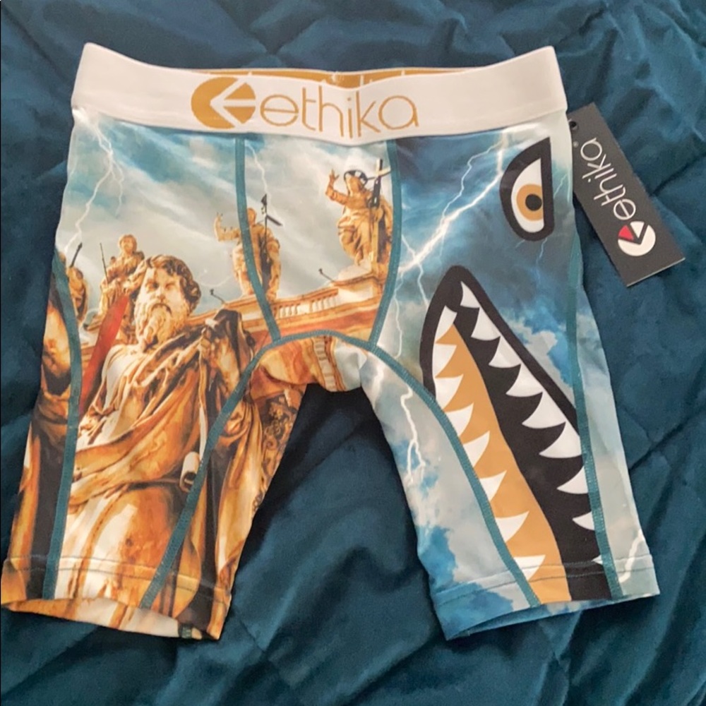 Ethika, boys, never worn
